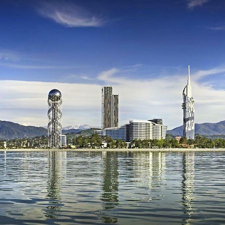Apartment On Khimshiashvili บาทูมิ ภายนอก รูปภาพ