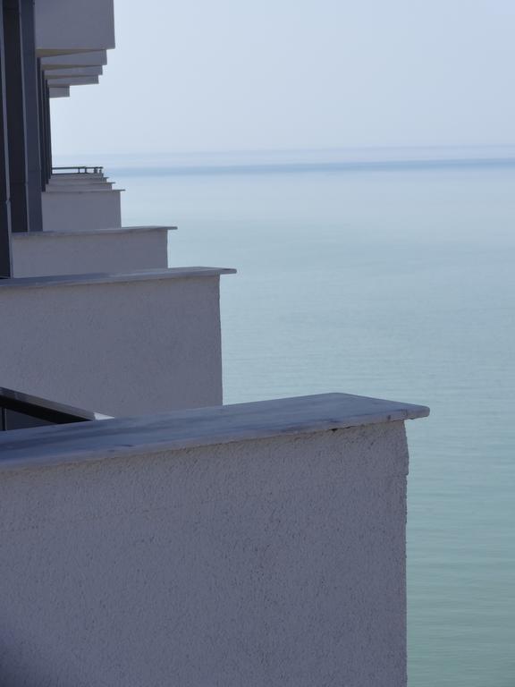 Apartment On Khimshiashvili บาทูมิ ภายนอก รูปภาพ
