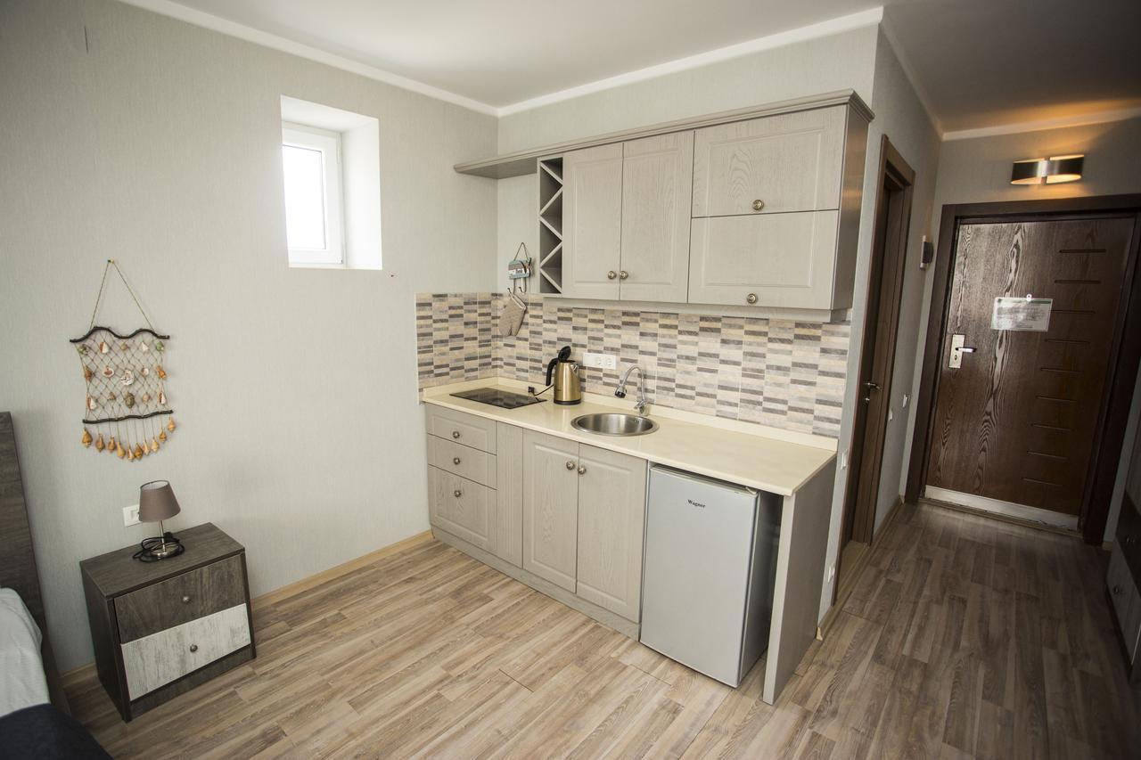 Apartment On Khimshiashvili บาทูมิ ภายนอก รูปภาพ