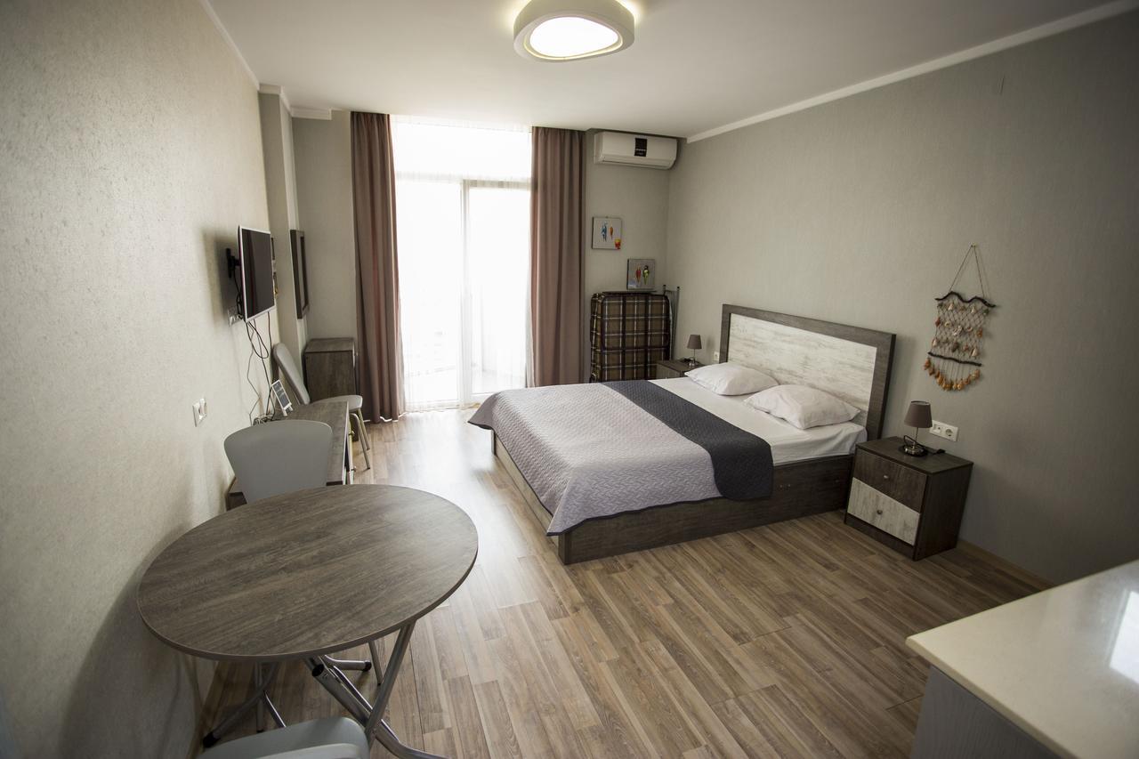 Apartment On Khimshiashvili บาทูมิ ภายนอก รูปภาพ
