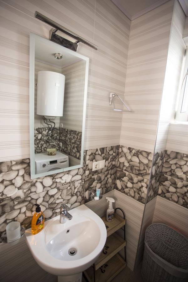 Apartment On Khimshiashvili บาทูมิ ภายนอก รูปภาพ